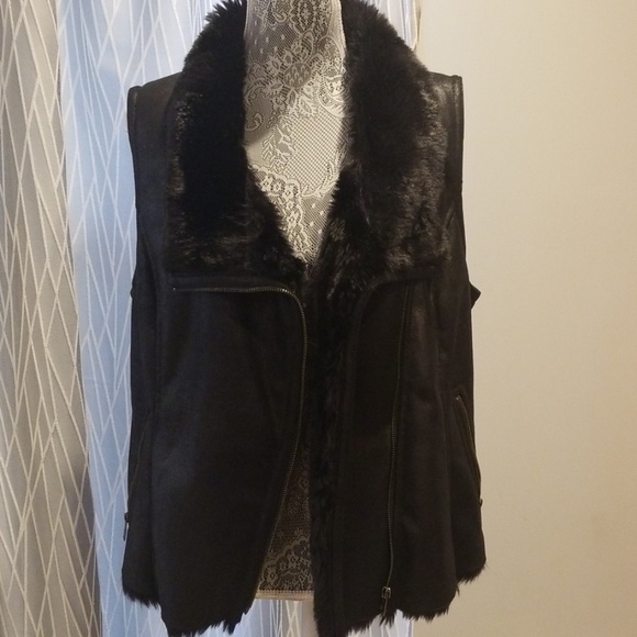 Banana Republic Jackets & Blazers - Banana Republic Faux Leather/Fur Vest Size L